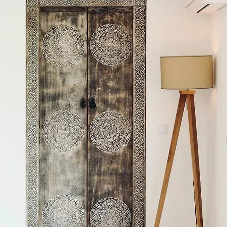 Beautiful Algarve Pool Bali 15min To Mexilhoeira Grande