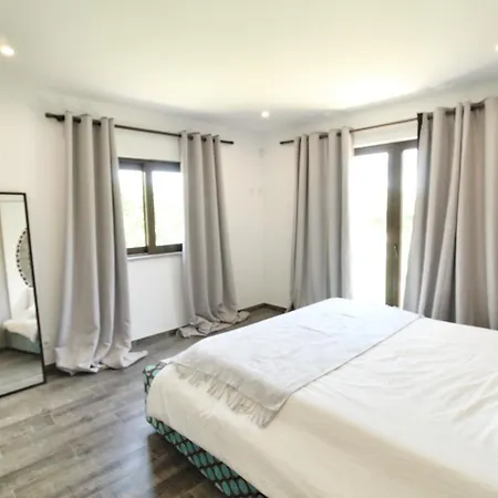 Cozy Luxury Pool Bali With A Big Privat Garden Villa *
