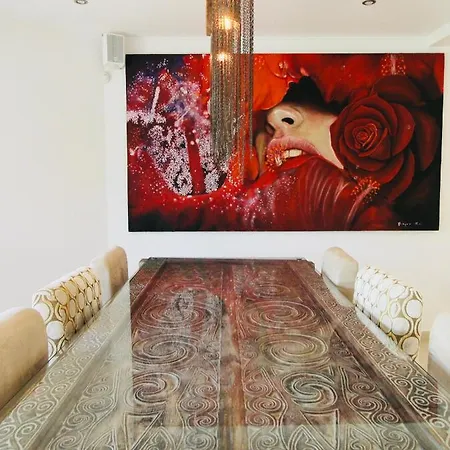 Cozy Luxury Pool Bali With A Big Privat Garden Villa