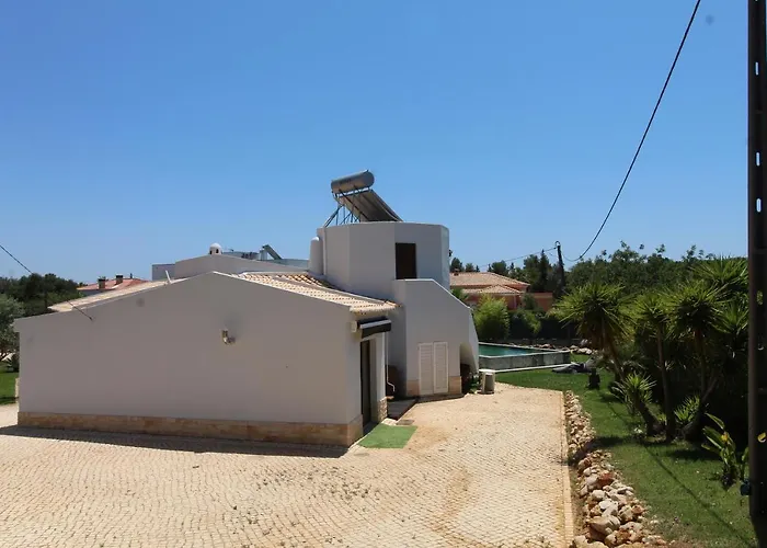 Villa Beautiful Algarve Pool Bali 15min To